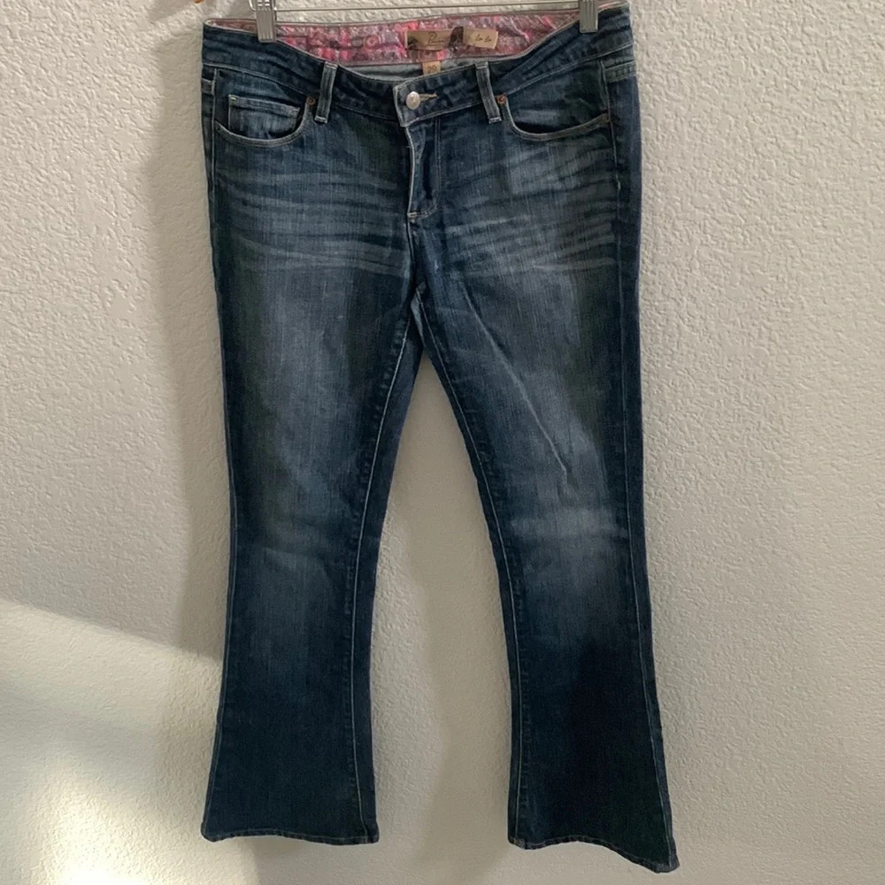 𝅺Paige Lou Lou Flare Blue Jeans Size 29